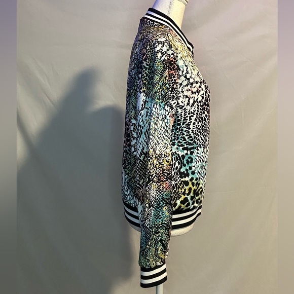Unique multi-colored snake skin design jacket - Picture 3 of 7